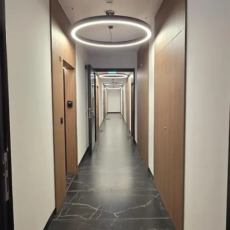 Brand New 2 With Ac And Balcony * Varşova