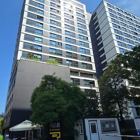 Brand New 2 With Ac And Balcony * Varşova