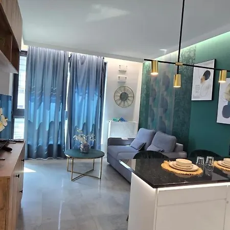 Brand New 2 With Ac And Balcony Daire *